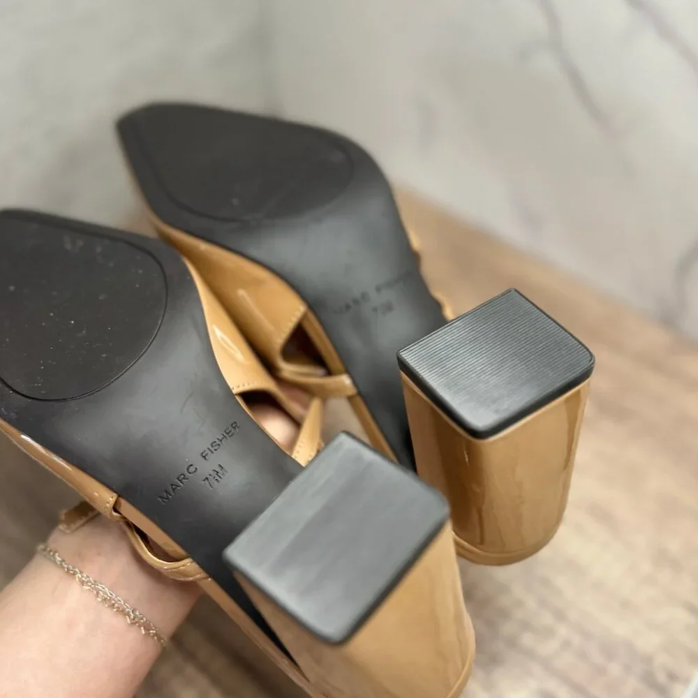 Marc Fisher Women's Lanai Pump - Picture 8 of 12